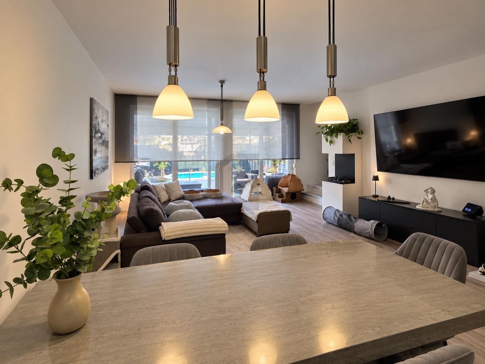 SONNIGE WOHLFÜHLOASE MIT POOL & 142 M² NUTZFLÄCHE / / 8101 Gratkorn / Bild 3