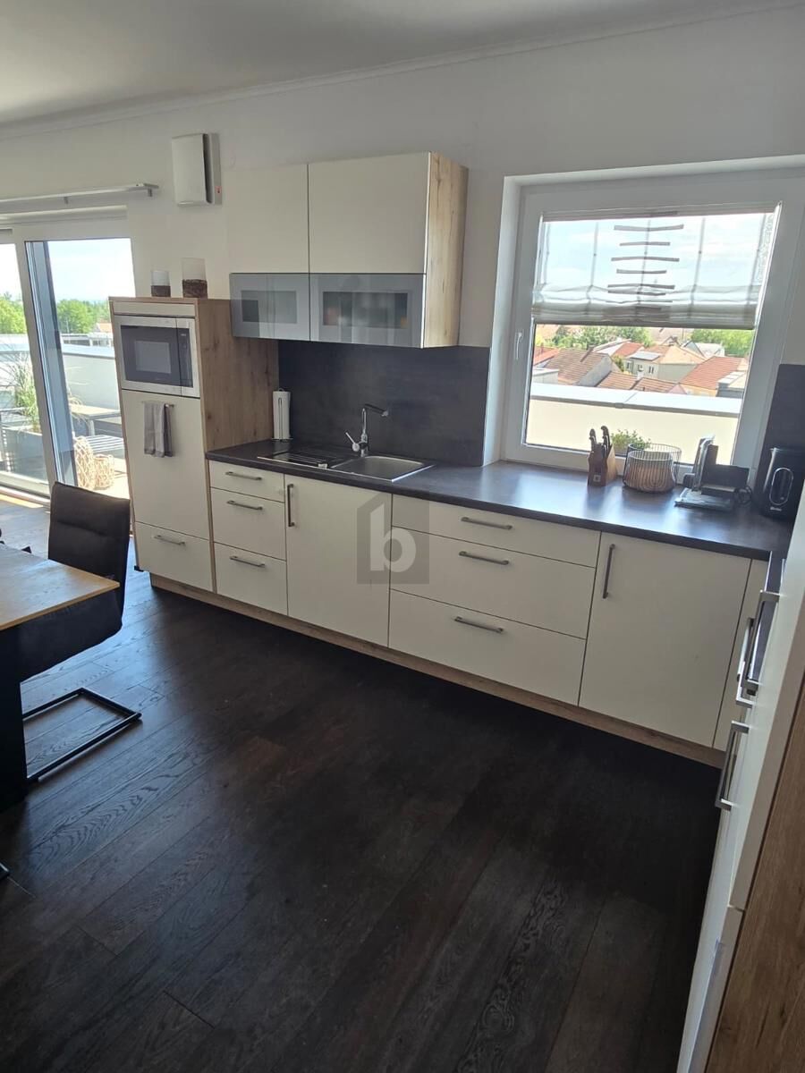 �BER DEN D�CHERN DER GEMEINDE /  / 3493&nbsp;Hadersdorf am Kamp / Bild 2
