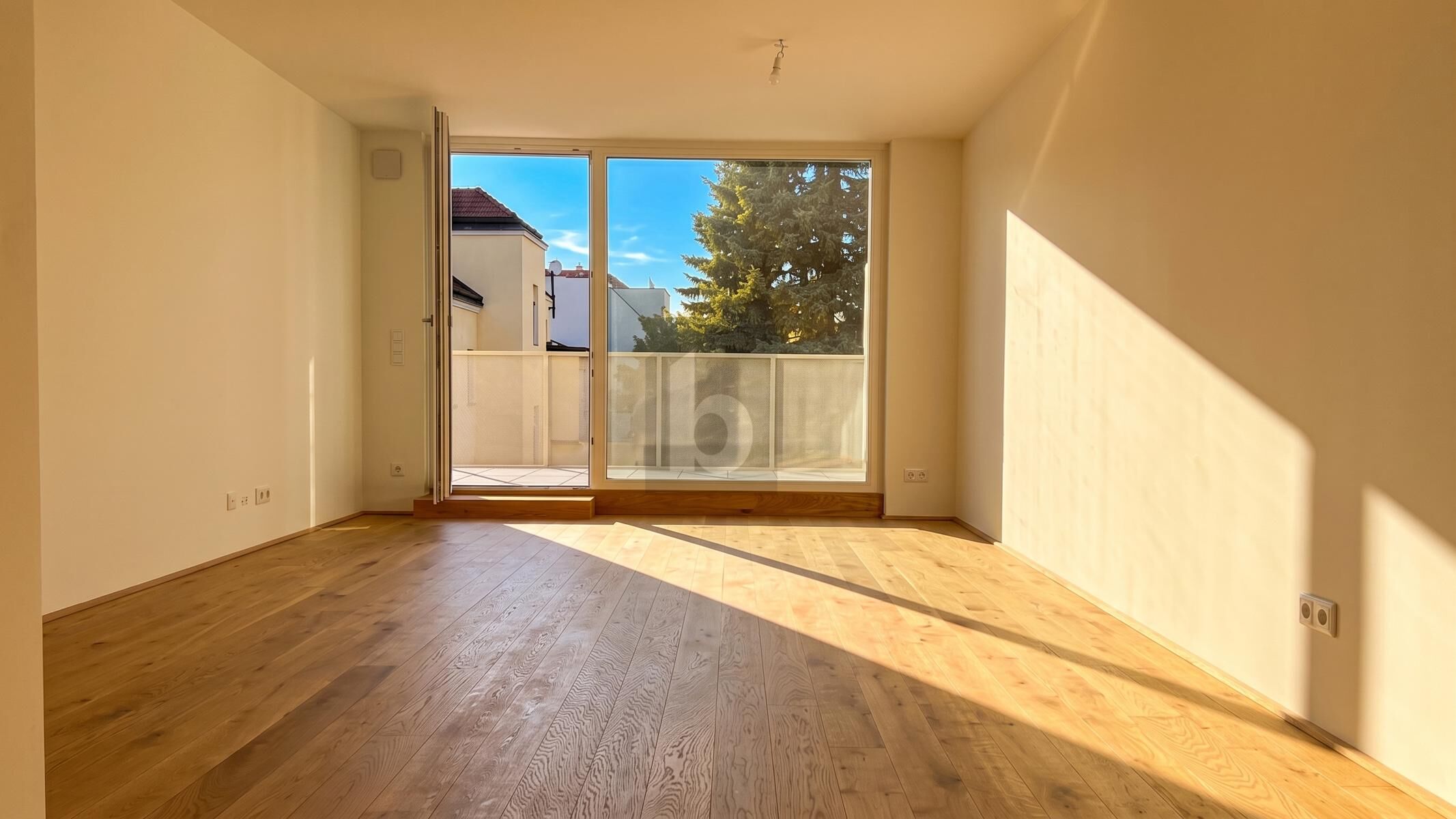 MODERNE OASE MIT GROSSER SONNENTERRASSE UND GR�NRUHELAGE /  / 1210&nbsp;Wien / Bild 1