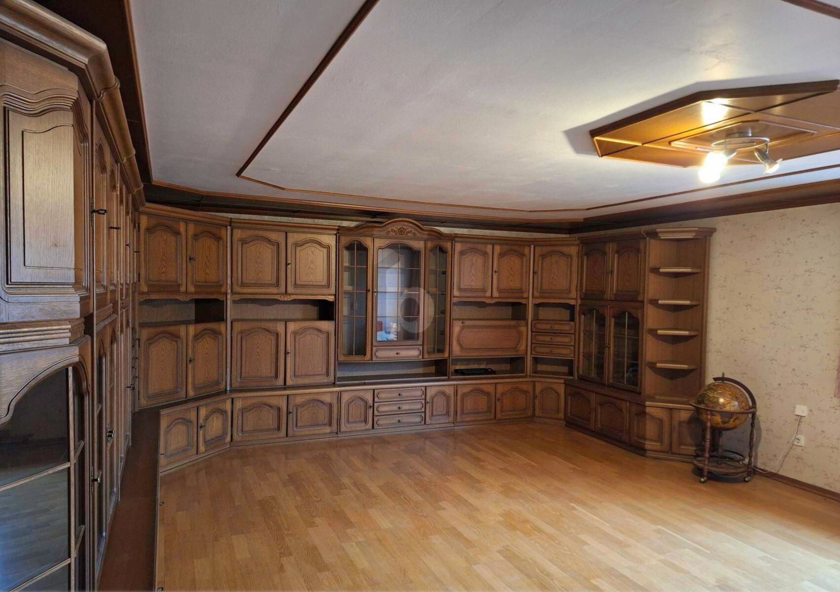 ZUHAUSE MIT MÖGLICHKEITEN: GROßZÜGIGES MEHRFAMILIENHAUS / / 3550 Langenlois / Bild 1