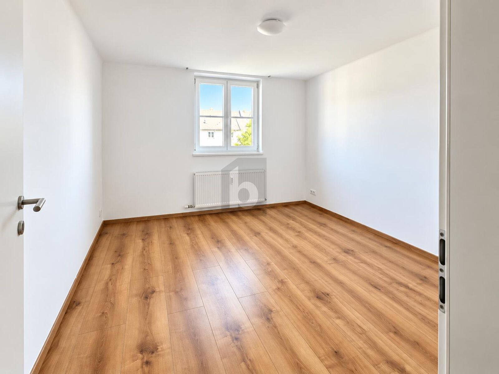 VIEL RAUM ZUM WOHNEN, ARBEITEN UND WOHLF�HLEN /  / 5120&nbsp;St. Pantaleon / Bild 3