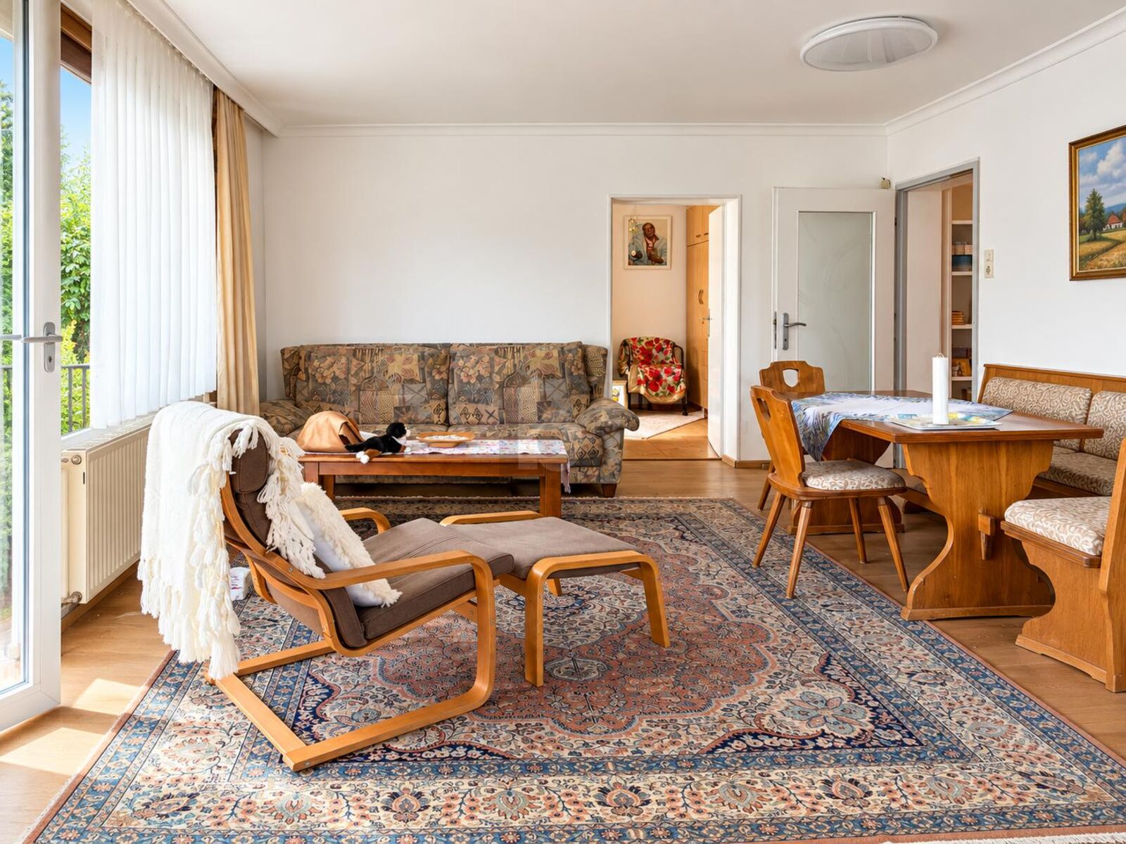 GRO�Z�GIGES WOHNEN MIT S�DBALKON UND KACHELOFEN /  / 5204&nbsp;Stra�walchen / Bild 1