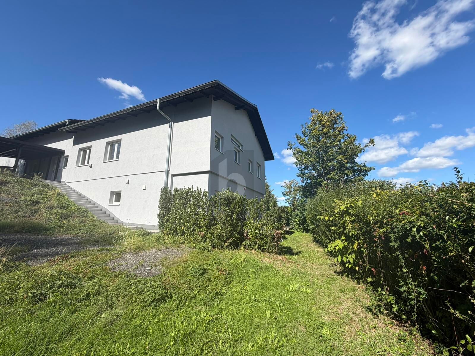INVESTMENT AM SEE ? RENOVIERTES MEHRPARTEIENHAUS MIT 5 WOHNEINHEITEN