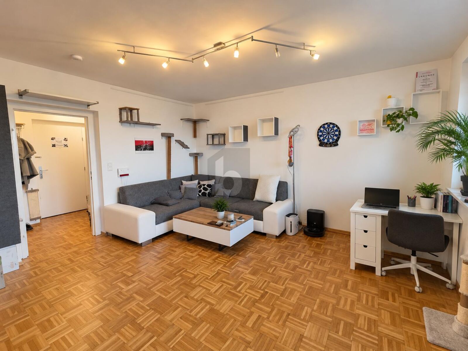 GEIDORF VON OBEN. SONNENBALKON & TRAUMAUSSICHT! / / 8010 Graz / Bild 3