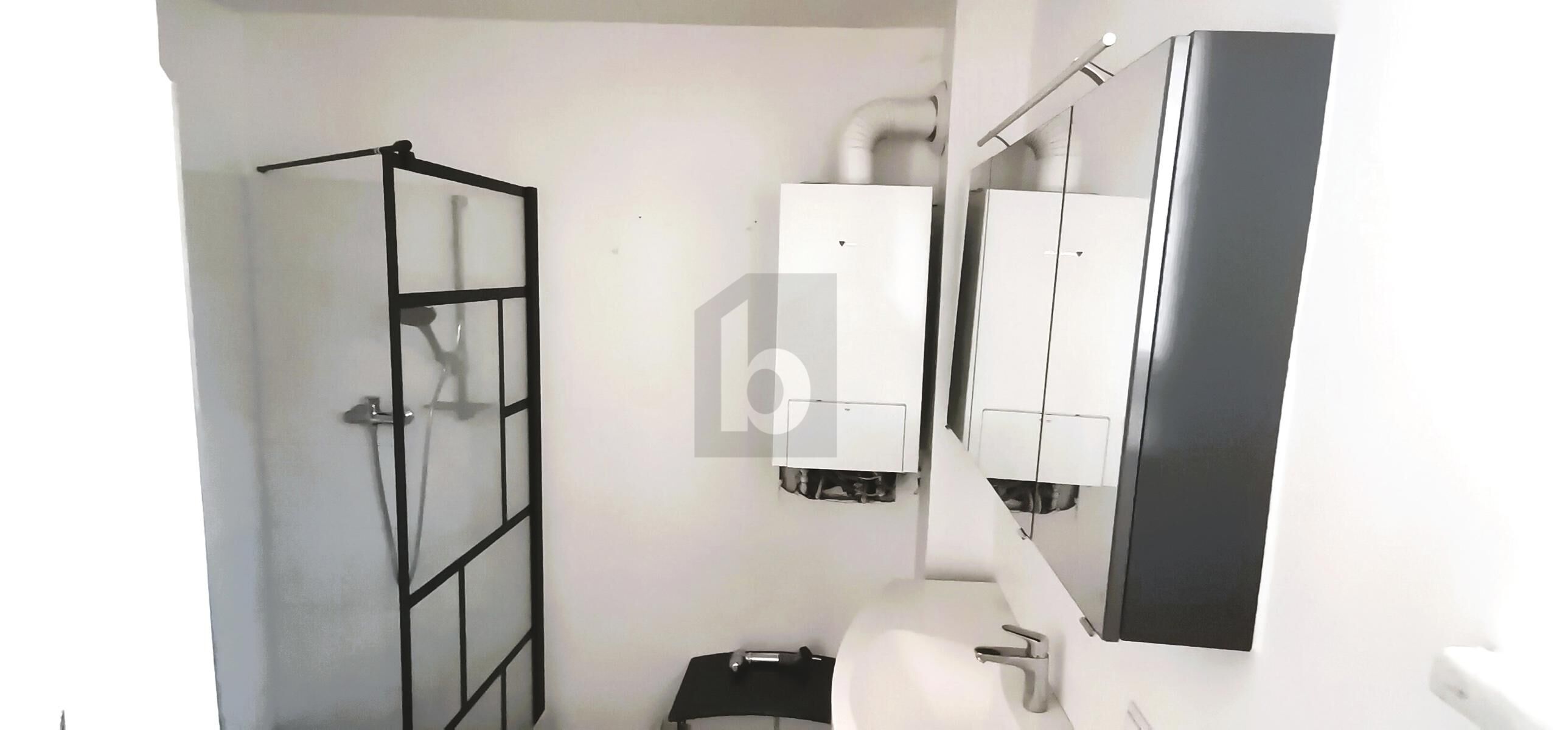 FRISCH SANIERT MIT GARTEN UND WINTERGARTEN / / 2700 Wiener Neustadt / Bild 3