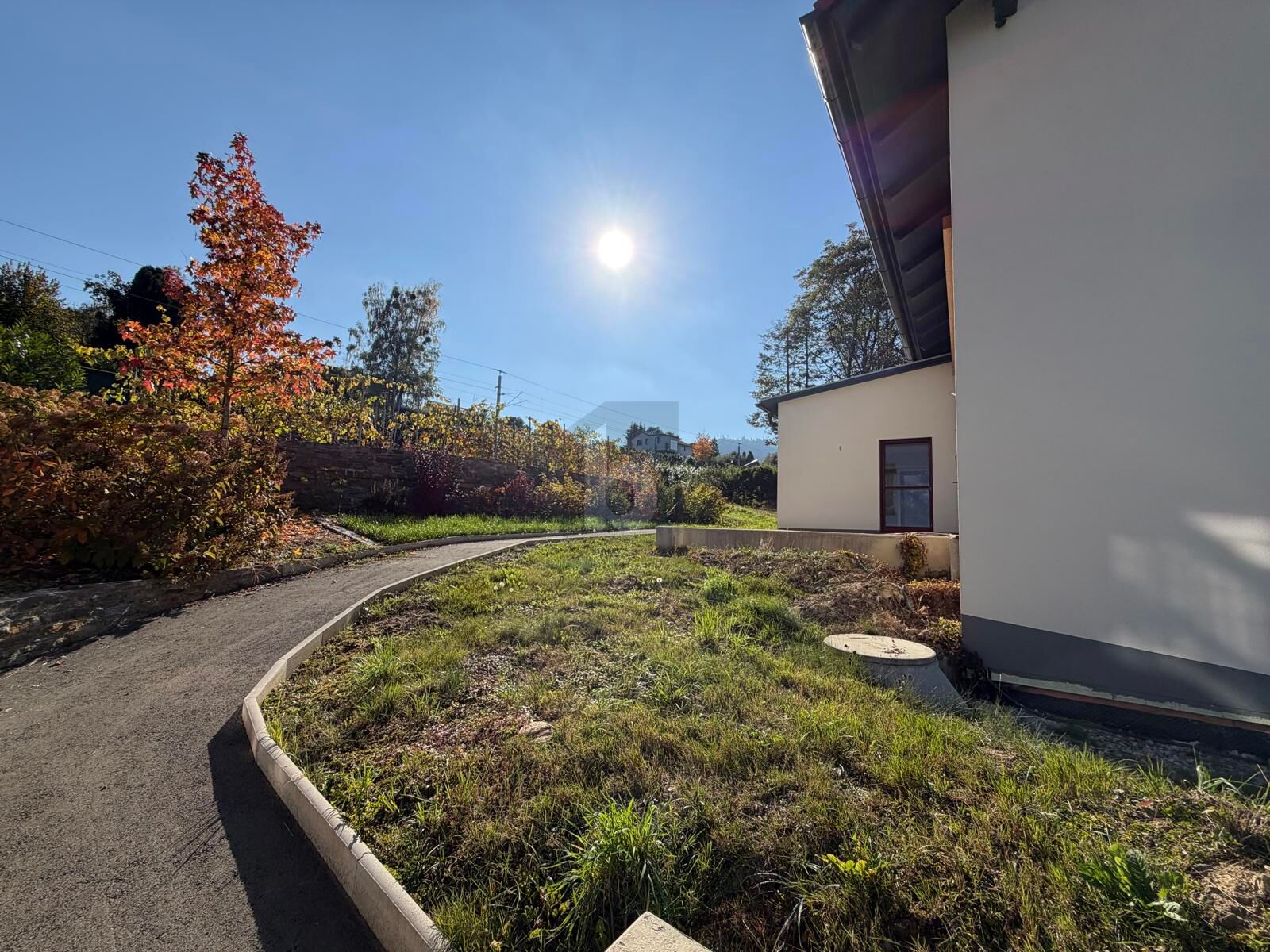 WOHNEN MIT BURGBLICK GROßZÜGIGES HAUS MIT GARTEN UND VIEL POTENZIAL / / 8530 Deutschlandsberg / Bild 4