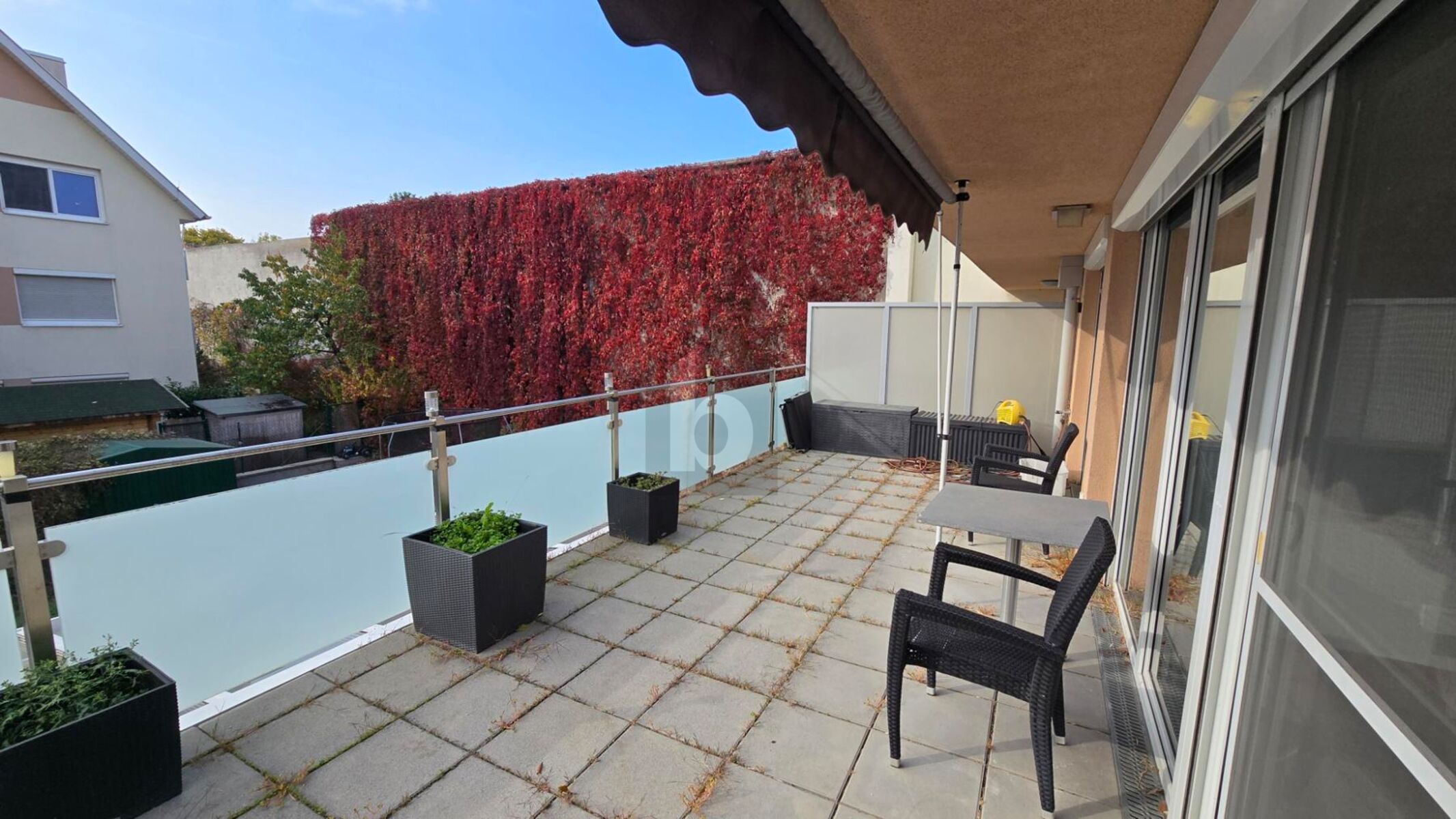 ZUHAUSE ZUM WOHLFÜHLEN MIT GROßZÜGIGER TERRASSE AM MÖDLINGBACH