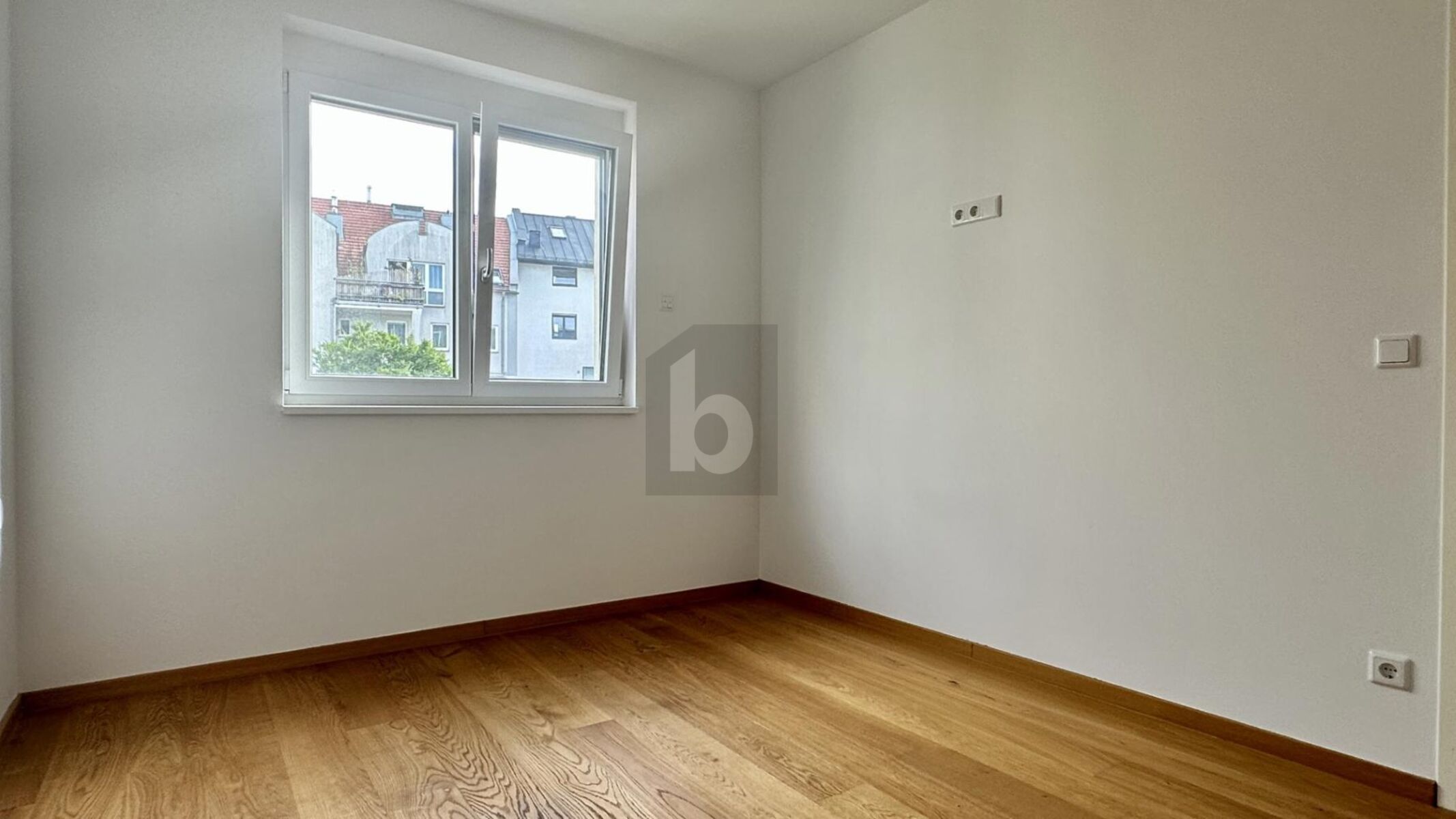 NEUWERTIG IN ZENTRALER LAGE MIT TOP AUSSTATTUNG & BARRIEREFREIEM ZUGANG /  / 2700&nbsp;Wiener Neustadt / Bild 2