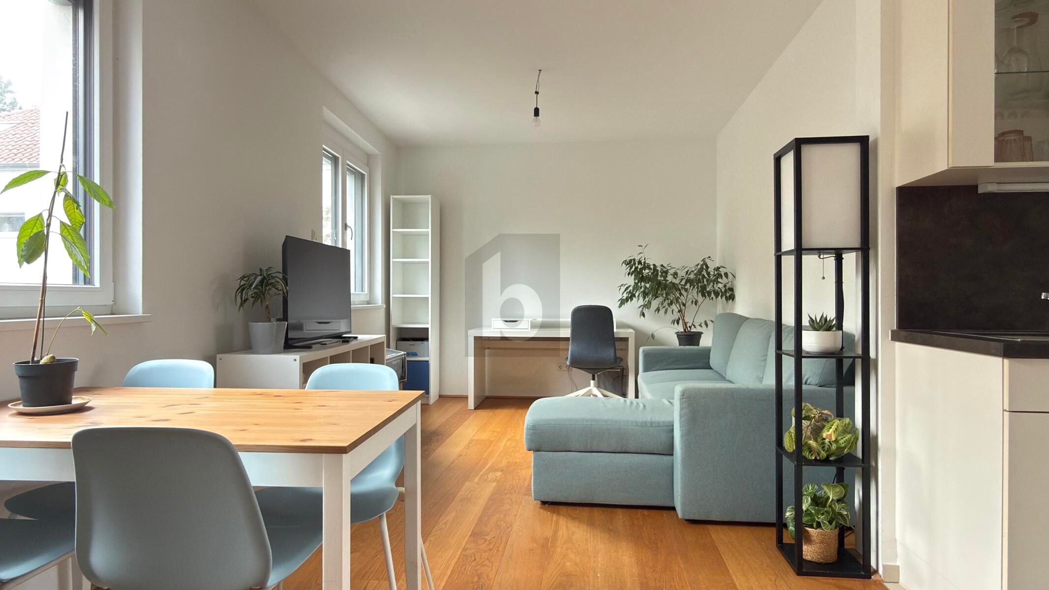NEUWERTIG IN TOP ZENTRALER RUHELAGE MIT 30 QM BALKON!! /  / 2700&nbsp;Wiener Neustadt / Bild 1