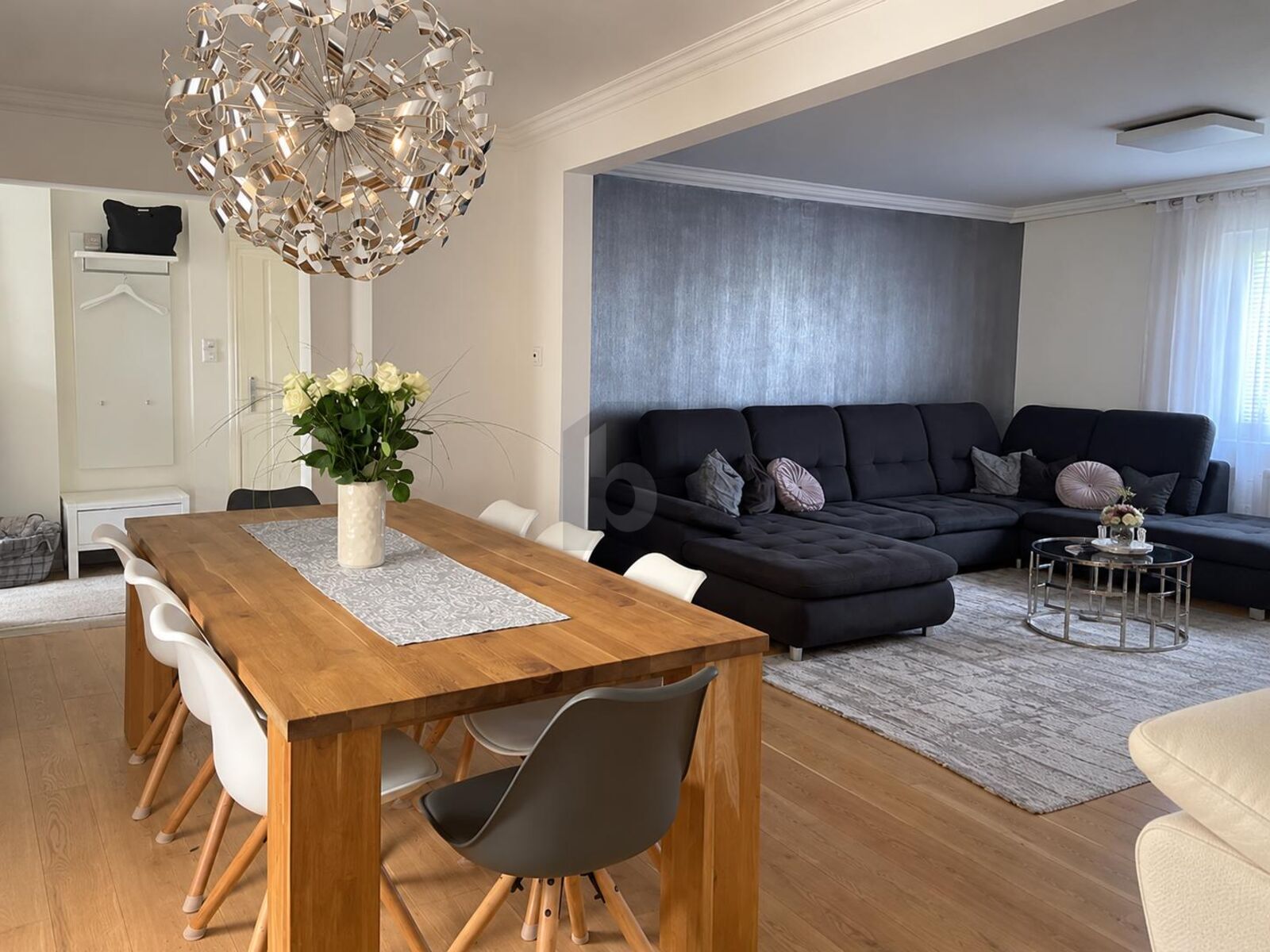 EINZIEHEN & WOHLF�HLEN. SANIERTES FAMILIENHAUS /  / 8073&nbsp;Feldkirchen bei Graz / Bild 1